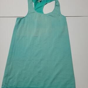 Under Armour Shirt Women Medium Blue Razorback Sleeveles Top Comfort Sun Bleach